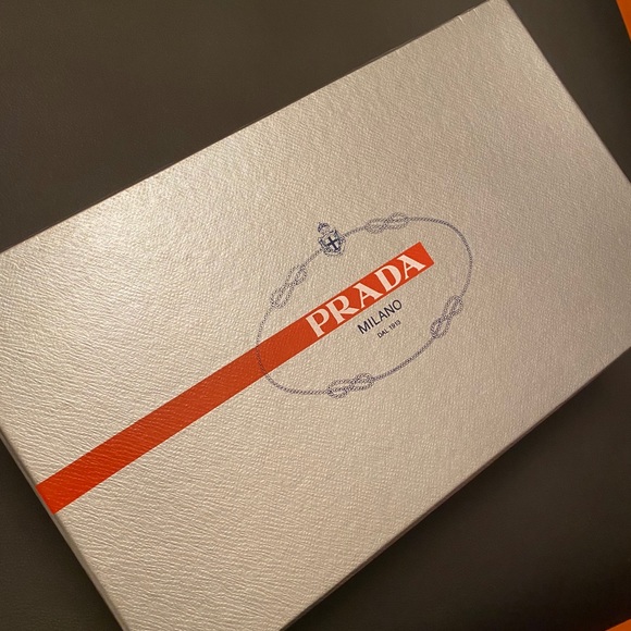 Prada suede low tops sneakers - Picture 9 of 9